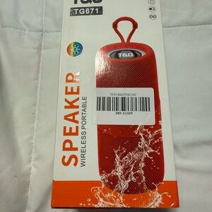 T&G Vibrant Orange Portable Speaker Brand New in Box